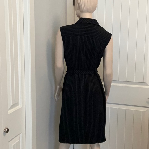 Ellen Tracy Women’s Black Pinstripe Sleeveless Dress Size 14 - Picture 6 of 10